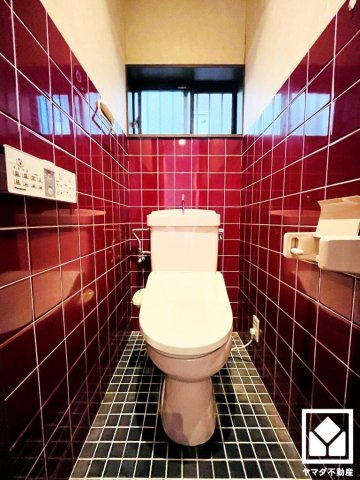 宇治市木幡御蔵山　中古戸建のトイレ