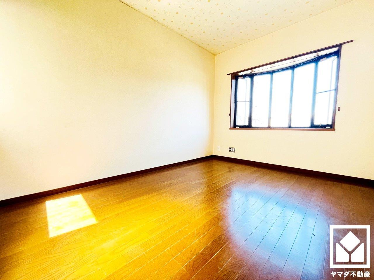 宇治市木幡御蔵山　中古戸建の寝室