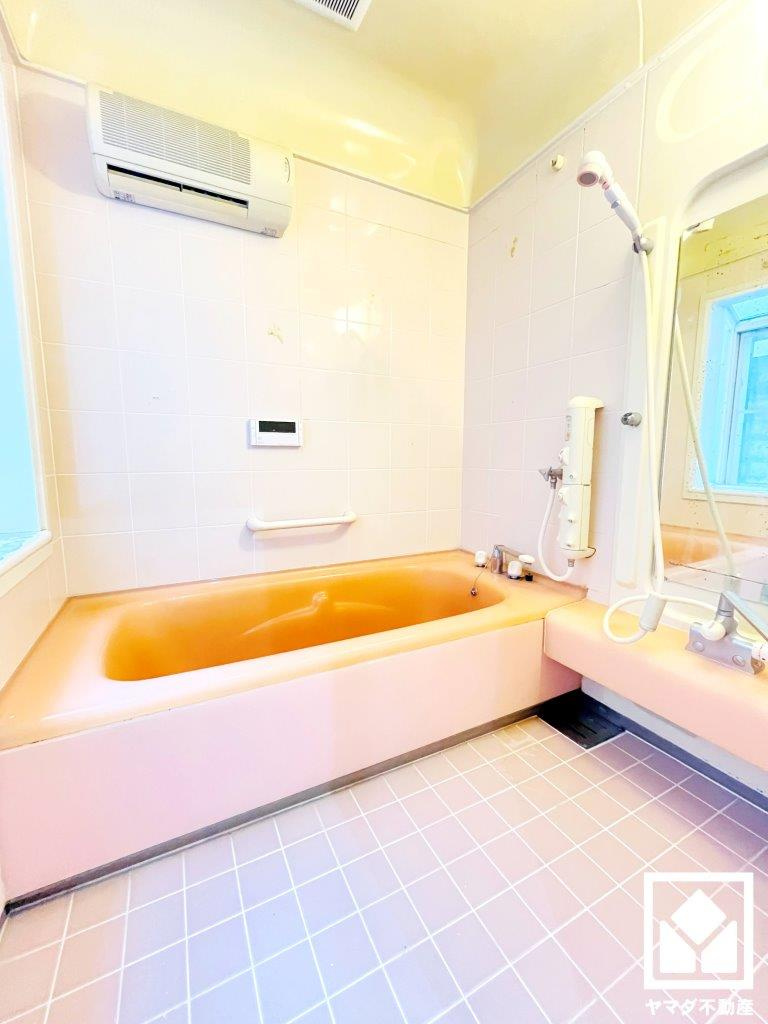 宇治市木幡御蔵山　中古戸建の浴室