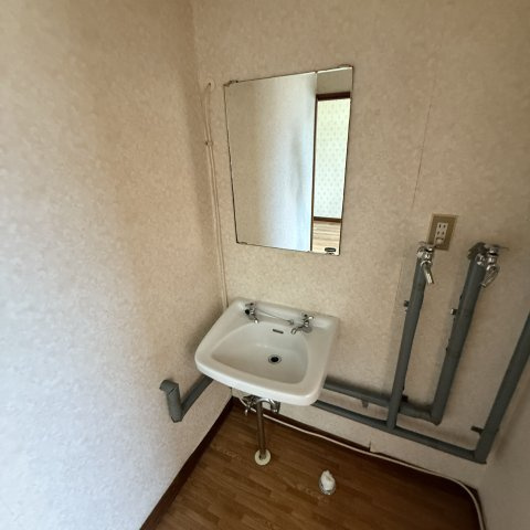 アシアスの洗面所