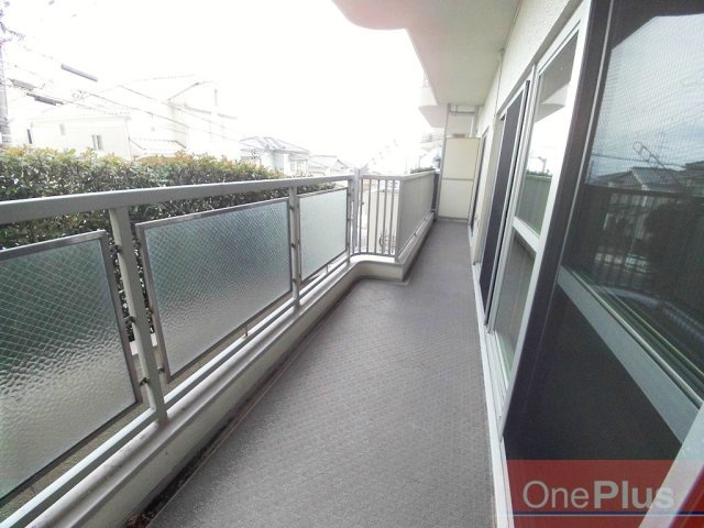 東急ドエル摩耶のバルコニー