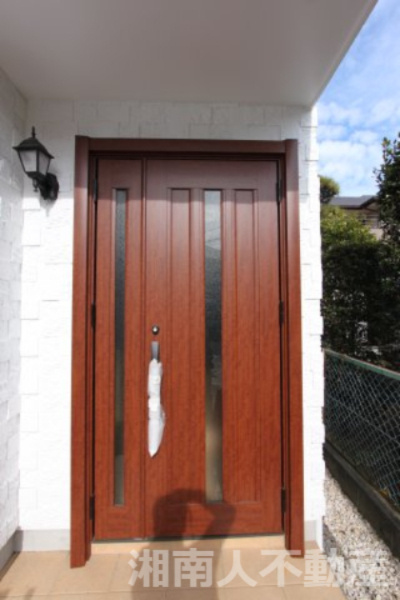 茅ヶ崎市美住町12-51の玄関|毎日通る玄関はこちらです