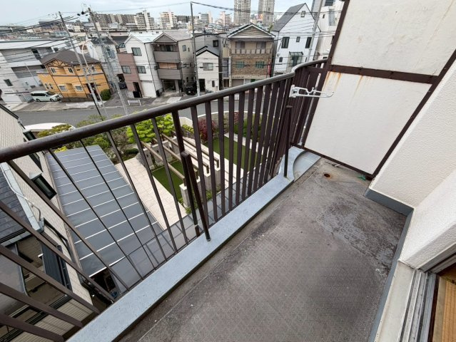 甲南灘コーポラスのバルコニー
