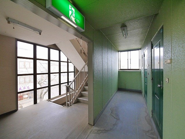 上田ビル（三島町）のその他共用部分|共用部分もキレイです