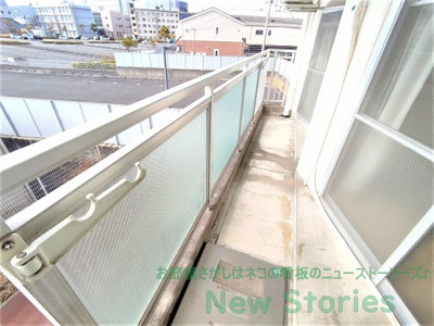 【バルコニー】 | エグゼ古川 | 開放的で明るい空間を演出してくれるバルコニーです