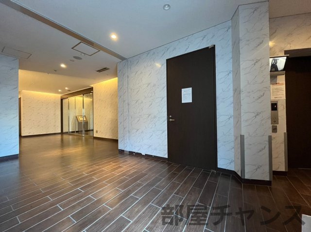 ドゥーエ大須のロビー
