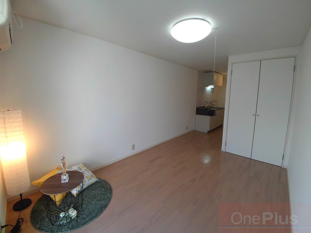 笠原マンションの居間・リビング