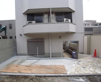 【エントランス】