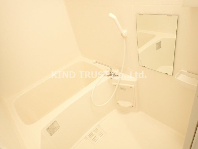 レジュールアッシュ梅田LUXEの浴室