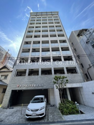 レジュールアッシュ梅田LUXEの外観|落ち着いた雰囲気の外観です