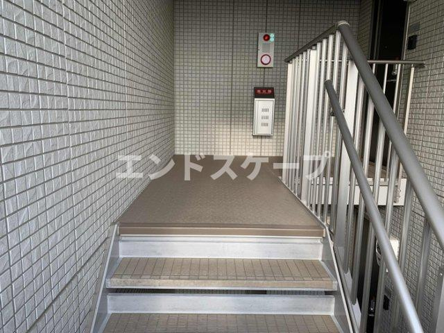 エステイトＺＥＮ　Ｃのロビー|高崎、前橋、伊勢崎エリアのお部屋探しはエンドスケープまで！お客様の理想お聞かせ下さい♪
設備やクロスの色味などが異なる場合があります。
