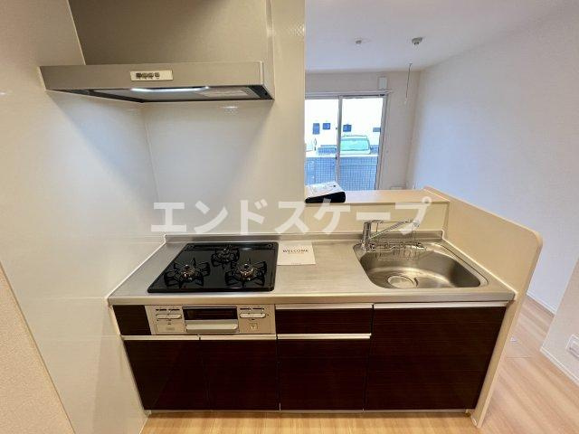 エステイトＺＥＮ　Ｃのキッチン|高崎、前橋、伊勢崎エリアのお部屋探しはエンドスケープまで！お客様の理想お聞かせ下さい♪
設備やクロスの色味などが異なる場合があります。