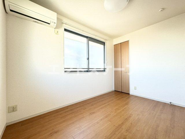 クレールハイツAの洋室|高崎、前橋、伊勢崎エリアのお部屋探しはエンドスケープまで！お客様の理想お聞かせ下さい♪