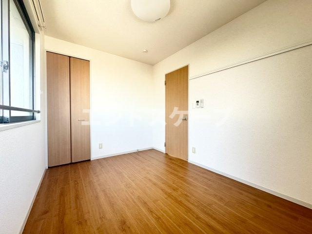 クレールハイツAの洋室|高崎、前橋、伊勢崎エリアのお部屋探しはエンドスケープまで！お客様の理想お聞かせ下さい♪