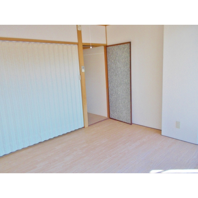 太田ビルの居間・リビング