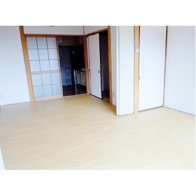 太田ビルの居間・リビング