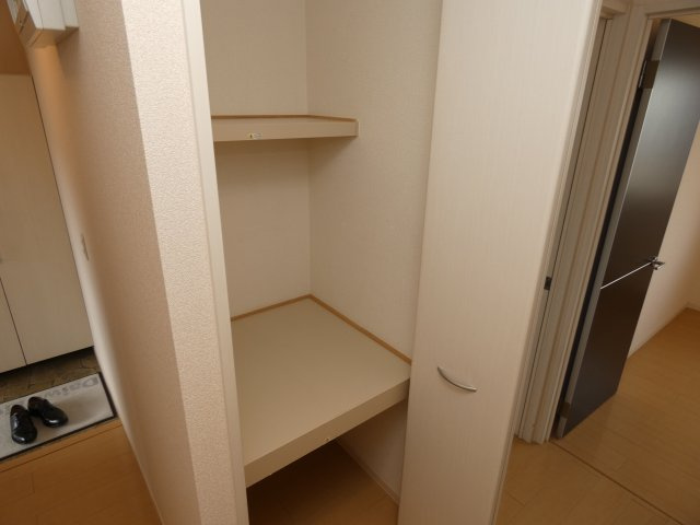 レセンテ寿の収納