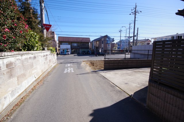 宇都宮市鶴田町　土地の前面道路含む現地写真|北側３.５ｍ道路に接道