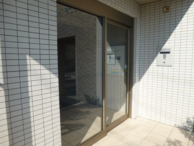 サンテメゾンⅡのエントランス