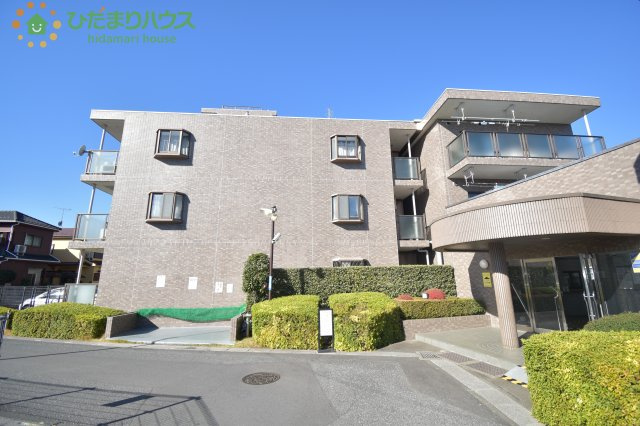 コスモ東大宮の外観