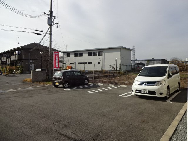ボニート・ショコラⅠの駐車場
