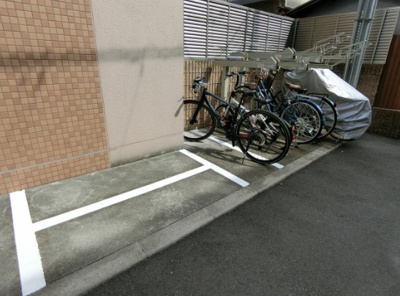 【その他共用部分】 | グリュック豊津 | 駐輪場★