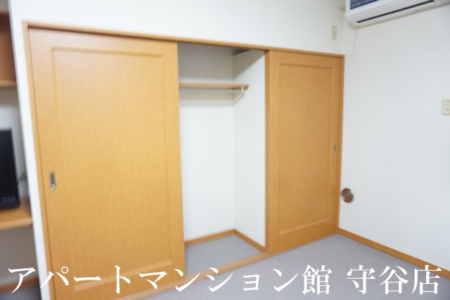 レオパレスステラ0506の収納