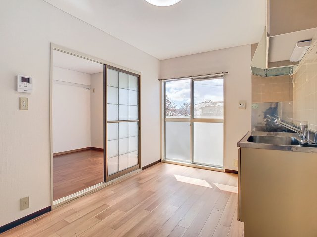 小さな足跡、一緒にさんぽ