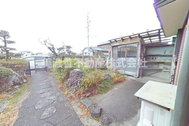６１３７０　大垣市墨俣町墨俣中古戸建ての庭