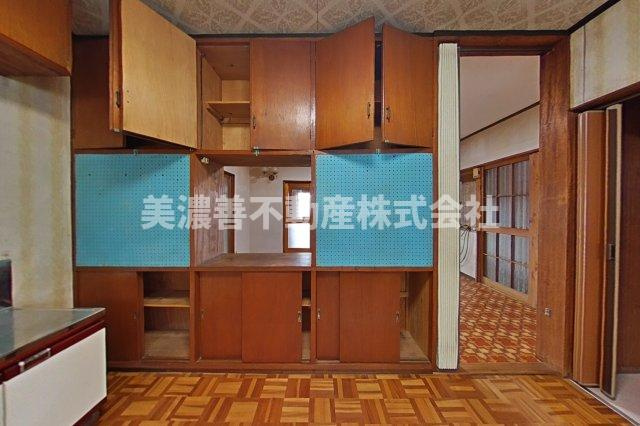 ６１３７０　大垣市墨俣町墨俣中古戸建てのキッチン