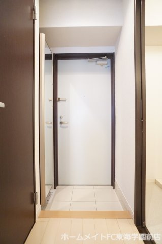 アンクレージュ・KAZの玄関