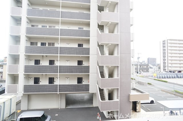 アンクレージュ・KAZの展望