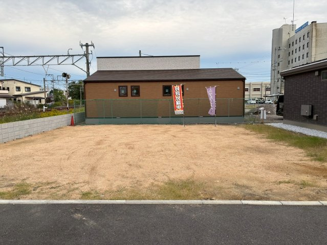プランタウン小野田駅前の外観