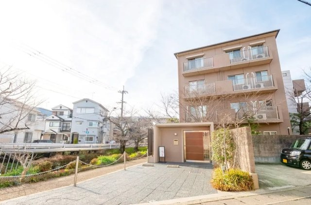 パークホームズ嵯峨嵐山桜邸