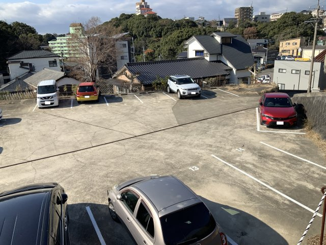 佐世保市藤原町の駐車場の駐車場