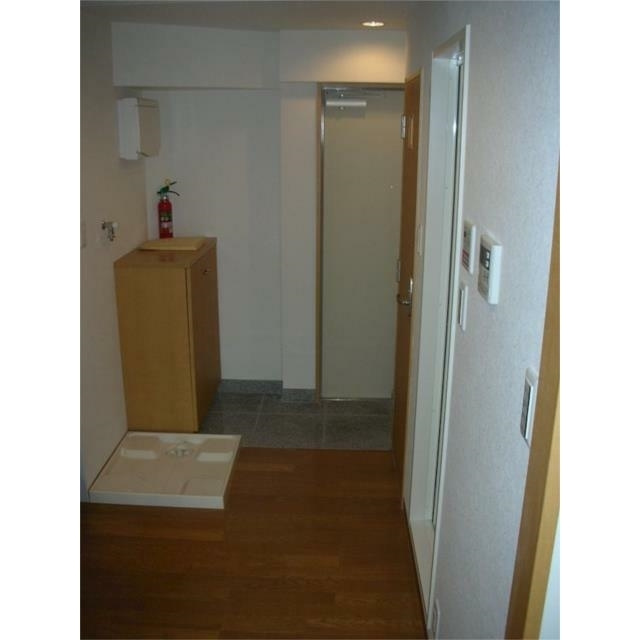 ラグジュアリーガーデン東松戸の玄関