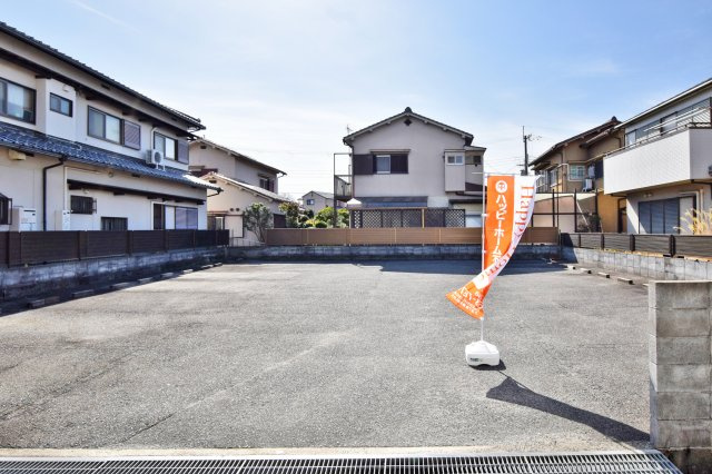 伊丹市山田5丁目新築一戸建て全2区画｜4LDK+駐車2台可（車種制限有）の外観|現地外観正面写真です。