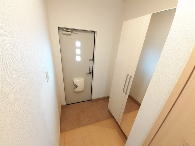 ペンサミエント　Ｂの玄関|玄関