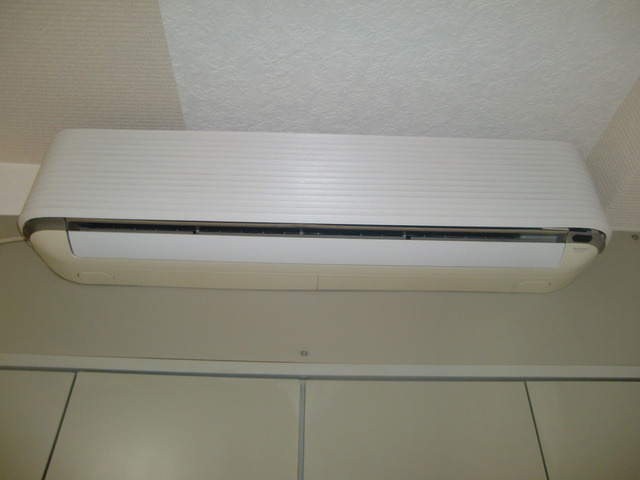 ロマネスク六甲第２のその他|エアコン