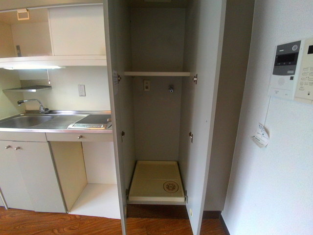 ロマネスク六甲第２の収納