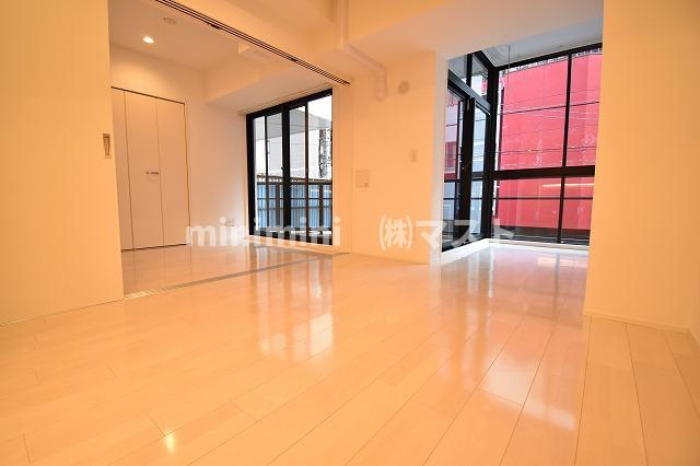 旧　グラシア堺筋本町の居間・リビング