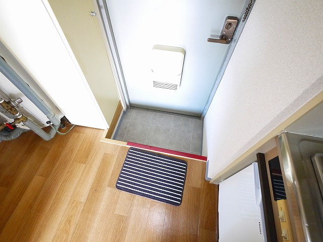 シティパレス大和小泉の玄関|きれいな玄関です