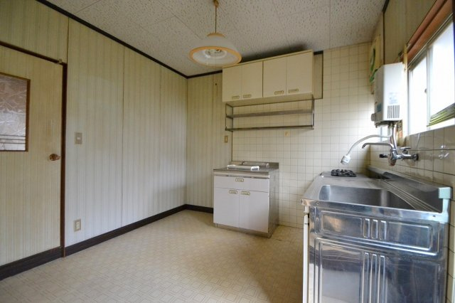 呉市西惣付町戸建ての居間・リビング