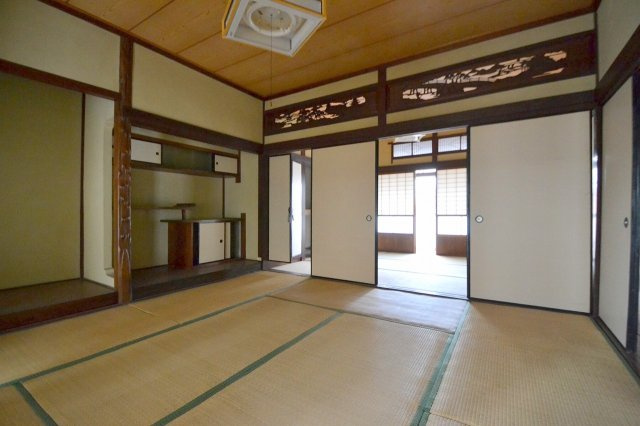 呉市西惣付町戸建ての居間・リビング