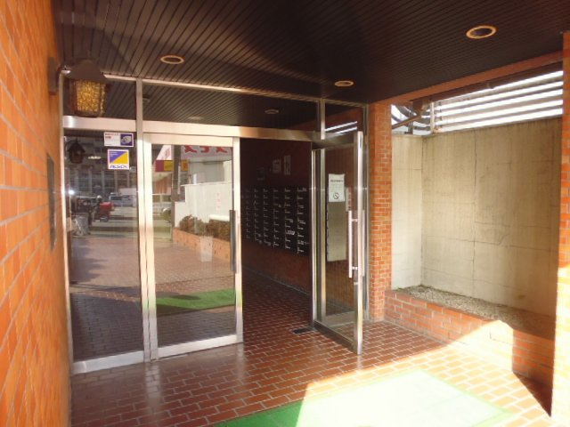 チサンマンション倉敷のエントランス