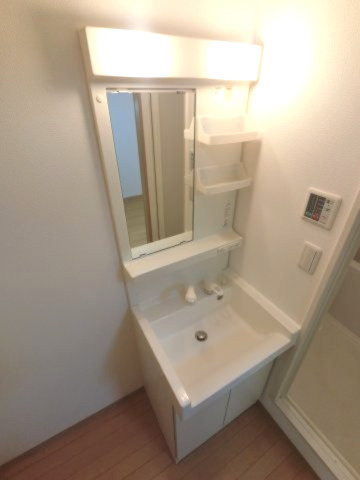 【独立洗面台】