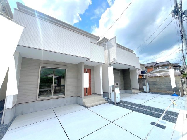 省エネ給湯器エコジョーズ搭載の３ＬＤＫ■駐車２台可能■リナージュ京都市山科区東野２３-１期の外観|外観