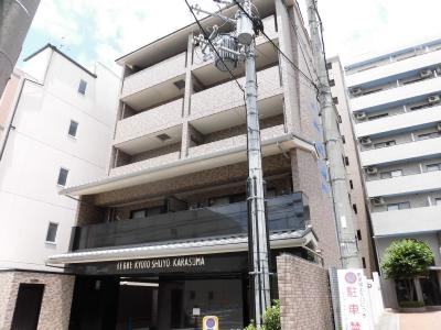 リーガル京都四条烏丸の外観