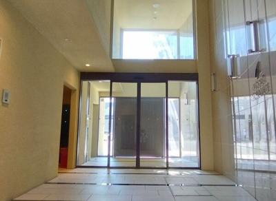 【エントランス】 | アドバンス大阪ルーチェ