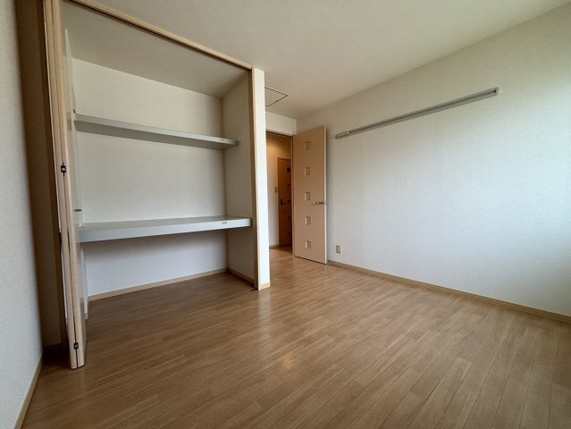 ヒロ・ハイム弐番館の洋室